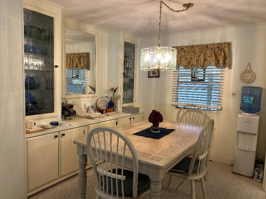 7907 Lakeshore Drive a Ellenton, FL Mobile or Manufactured Home for Sale